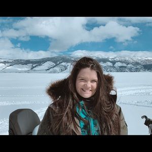 Meet your Posher, Mckenzie